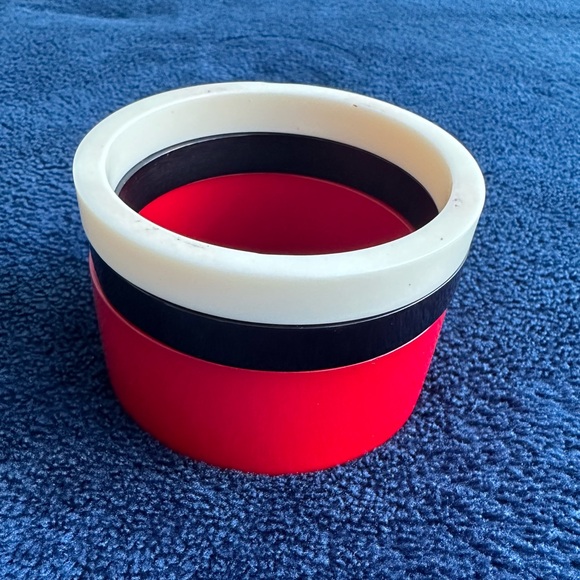 Multi colour bracelet - Picture 3 of 3